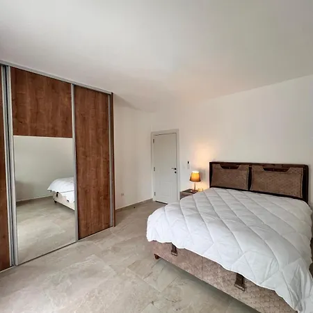 Apartman Bambi Lux Dobra Voda Exterior photo